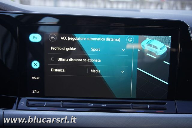 VOLKSWAGEN Golf usata, con Autoradio digitale