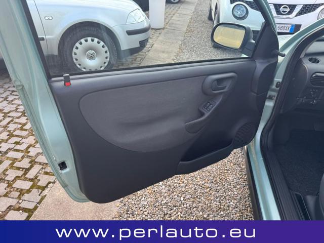 OPEL Corsa usata, con Chiusura centralizzata