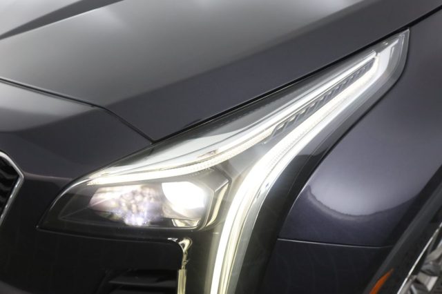 CADILLAC XT4 usata 7