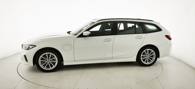 BMW 320 usata, con Volante multifunzione