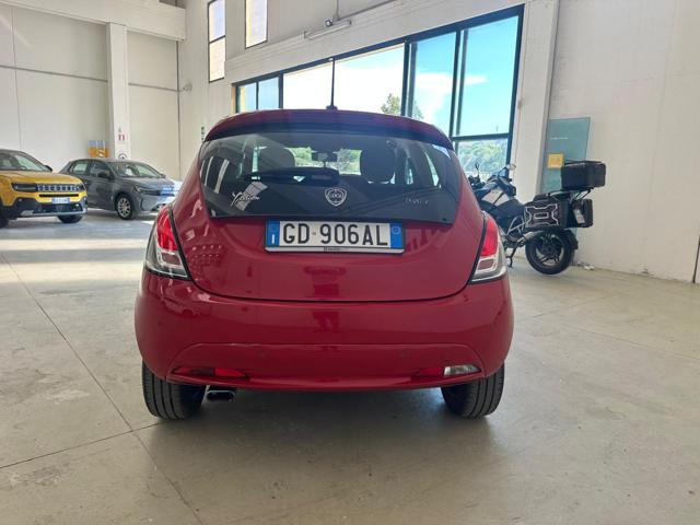 LANCIA Ypsilon usata, con ESP