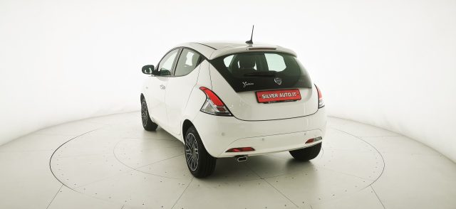 LANCIA Ypsilon usata, con Sensori di parcheggio posteriori