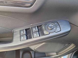 FORD Kuga usata, con USB