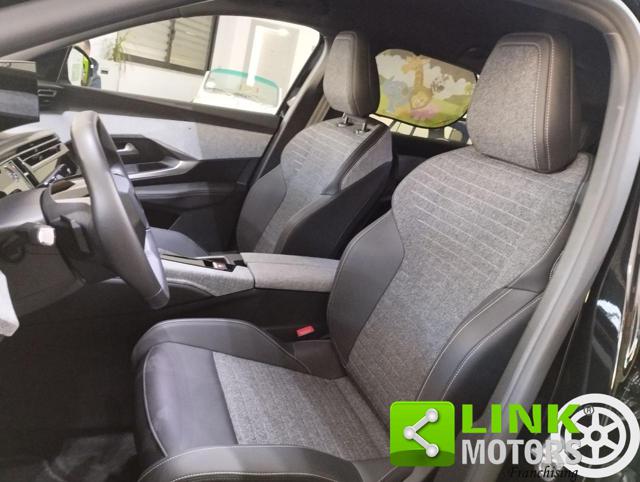 PEUGEOT 3008 usata, con Sedile posteriore sdoppiato