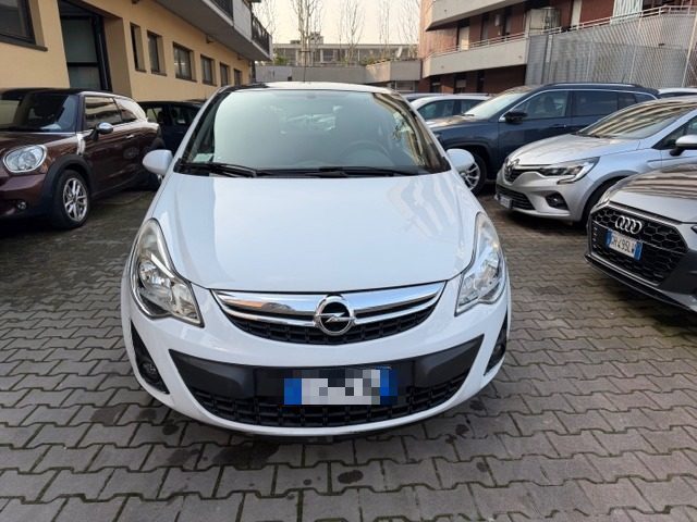 OPEL Corsa usata, con Airbag