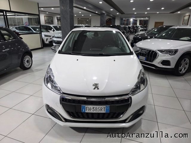 PEUGEOT 208 usata, con Airbag