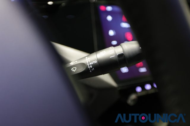 PEUGEOT 408 usata, con Fari LED