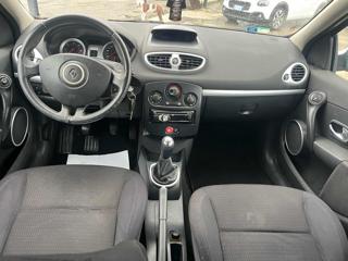 RENAULT Clio usata 9