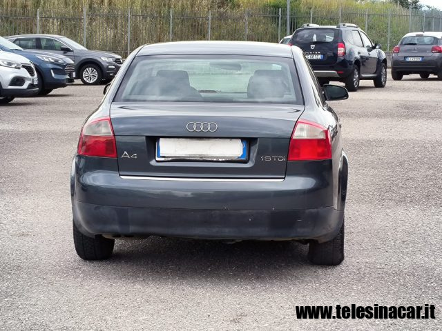 AUDI A4 usata, con Autoradio