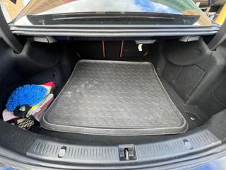 MERCEDES-BENZ E 220 usata, con ESP