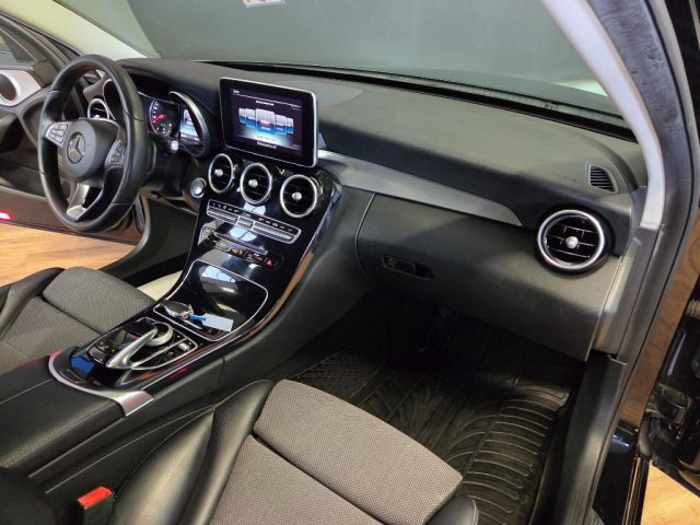 MERCEDES-BENZ C 250 usata 16
