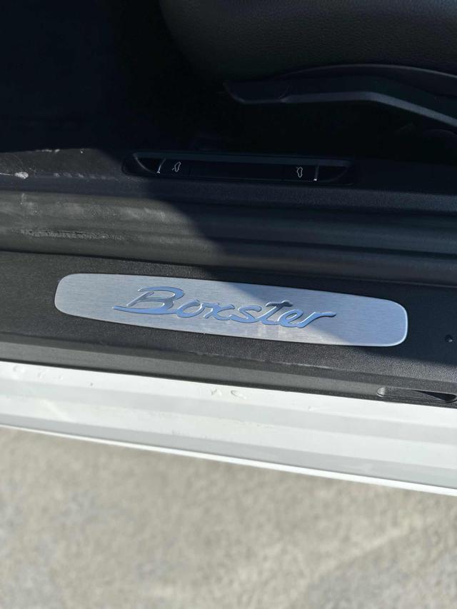 PORSCHE 718 Spyder usata, con USB
