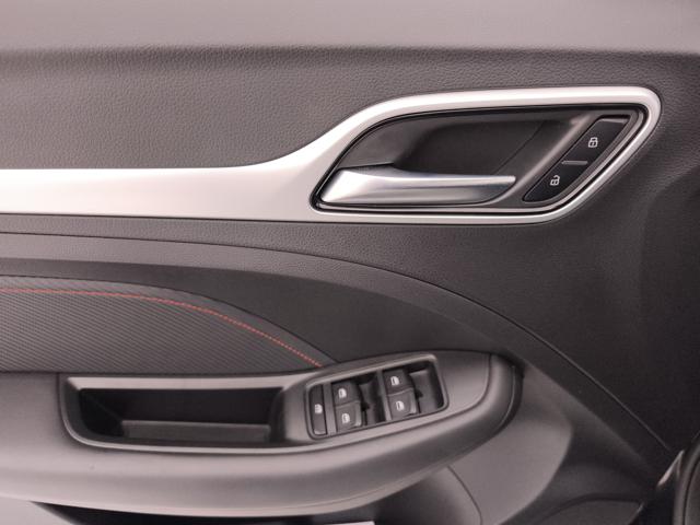 MG ZS usata, con Fari LED