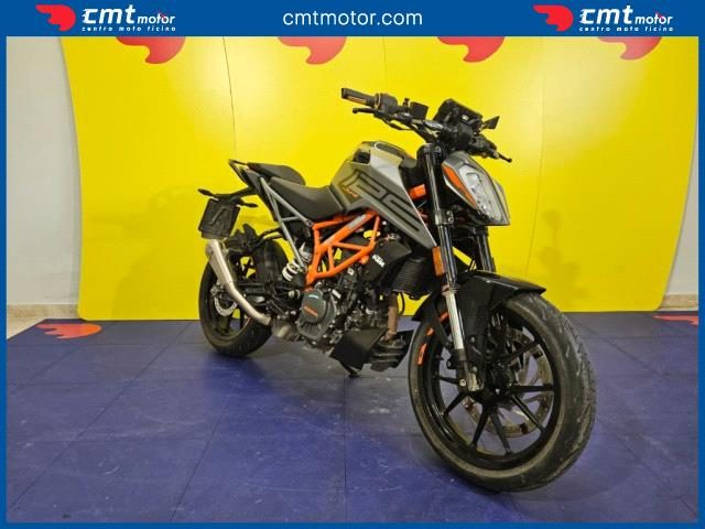KTM 125 Duke usata 2