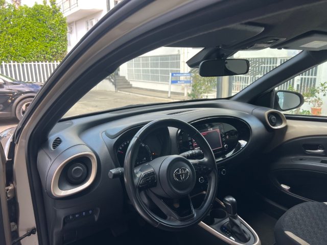 TOYOTA Aygo X usata, con Isofix