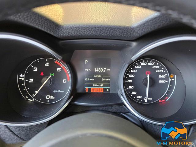 ALFA ROMEO Stelvio usata, con Controllo automatico clima