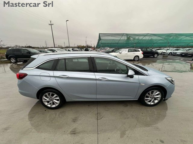 OPEL Astra usata, con Boardcomputer