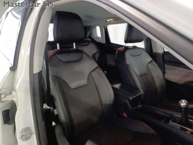 JEEP Compass usata, con Sedile posteriore sdoppiato