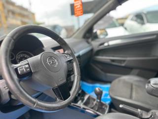 OPEL Astra usata, con Boardcomputer