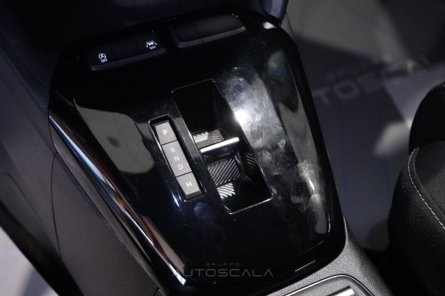 OPEL Corsa usata, con ESP