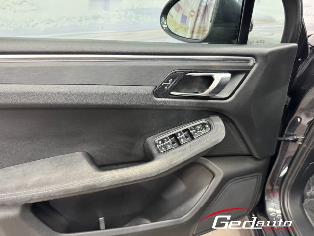 PORSCHE Macan usata, con Cronologia tagliandi