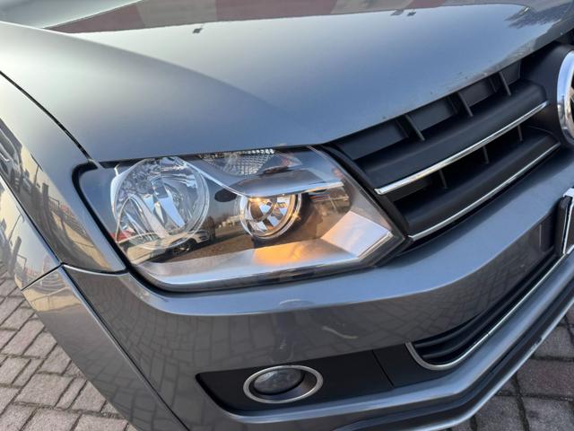 VOLKSWAGEN Amarok usata, con Autoradio