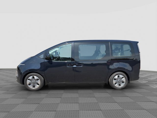 HYUNDAI Staria usata 1