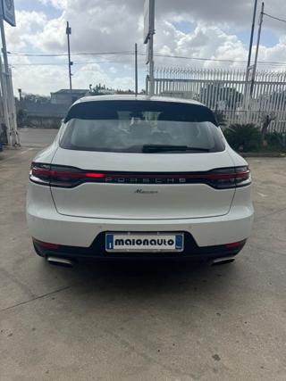 PORSCHE Macan usata, con Alzacristalli elettrici