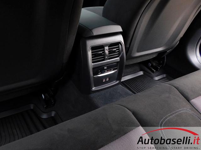 BMW 330 usata, con Streaming musicale integrato