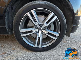 VOLVO XC60 usata, con Sedile posteriore sdoppiato