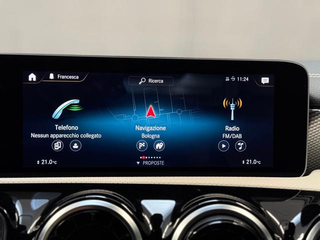 MERCEDES-BENZ CLA 180 usata, con Volante in pelle