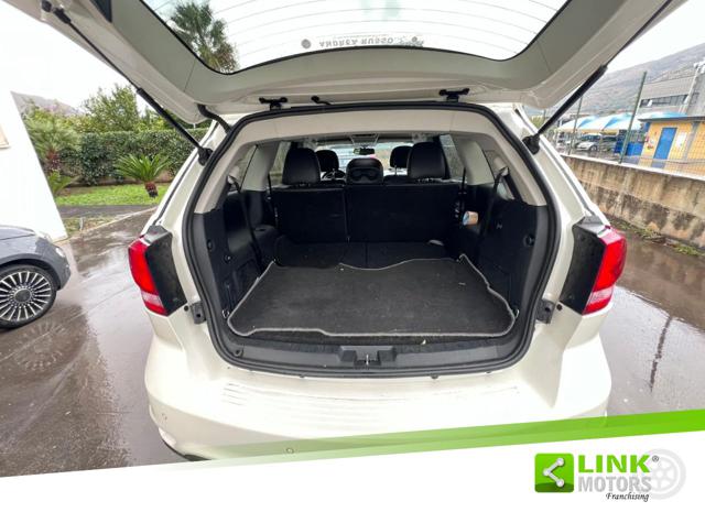 FIAT Freemont usata, con USB