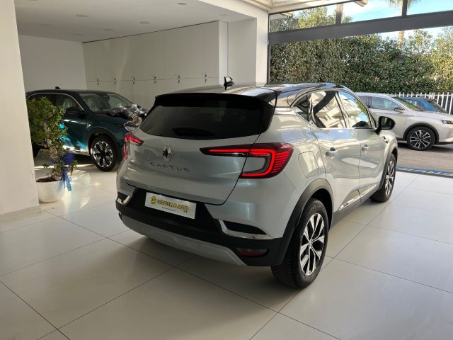 RENAULT Captur usata, con Controllo automatico clima