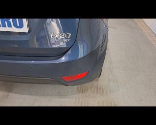 HYUNDAI iX20 usata, con Sensori di parcheggio posteriori