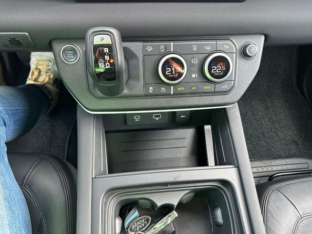 LAND ROVER Defender usata, con Sedili riscaldati