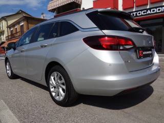 OPEL Astra usata, con Autoradio