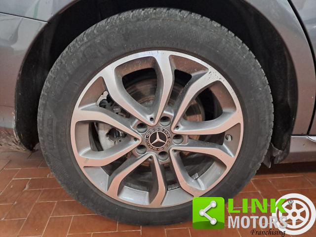 MERCEDES-BENZ C 200 usata 25
