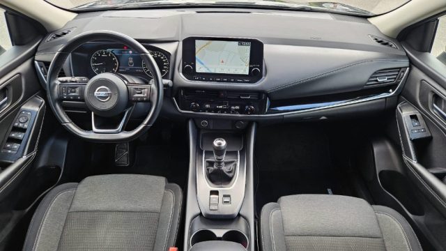 NISSAN Qashqai usata, con Fari LED