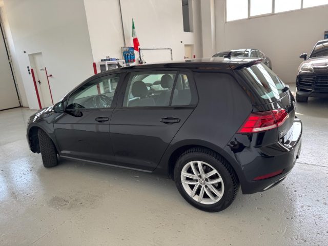 VOLKSWAGEN Golf usata, con Autoradio