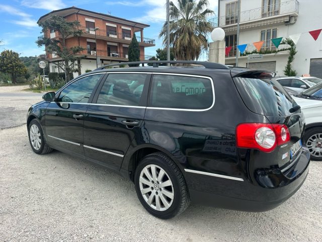 VOLKSWAGEN Passat usata, con Autoradio