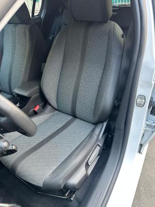 PEUGEOT 208 usata, con Park Distance Control