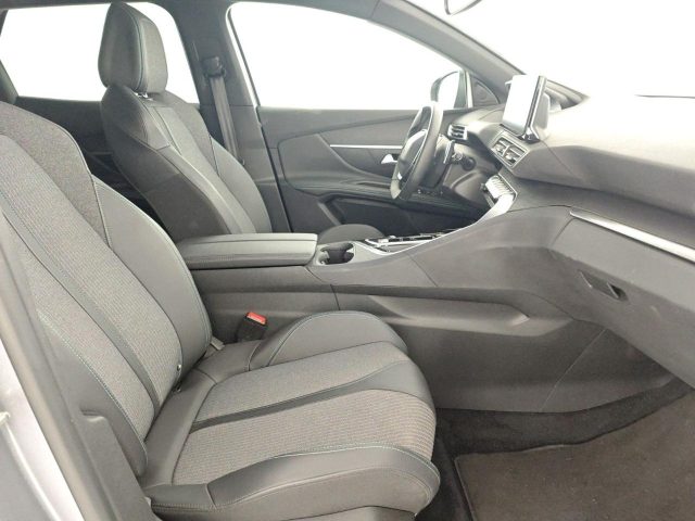 PEUGEOT 3008 usata, con Climatizzatore