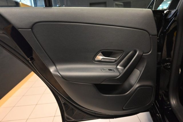 MERCEDES-BENZ CLA 250 usata 59