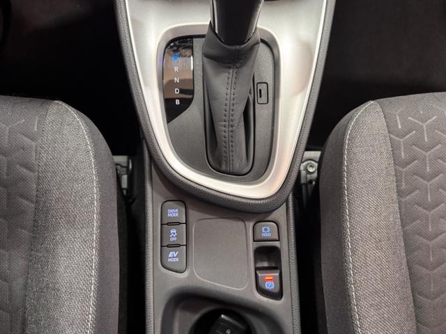 TOYOTA Yaris Cross usata, con Sensore di pioggia