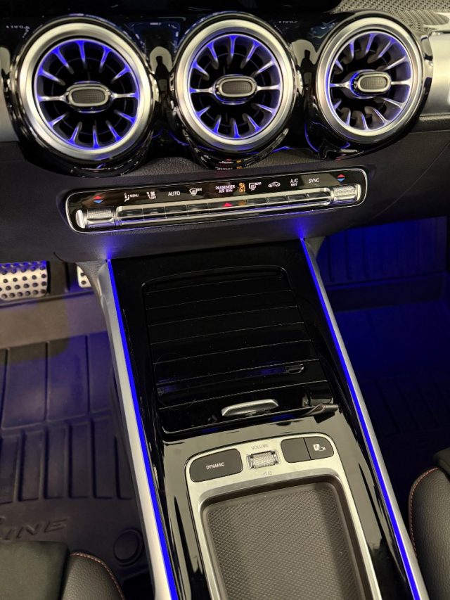MERCEDES-BENZ GLB 200 usata, con ESP