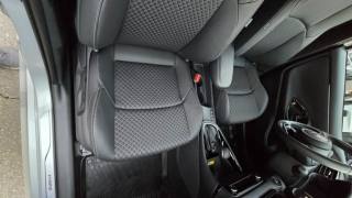 TOYOTA Yaris usata, con USB