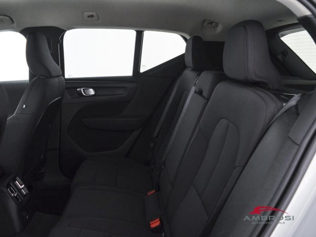 VOLVO XC40 usata 9