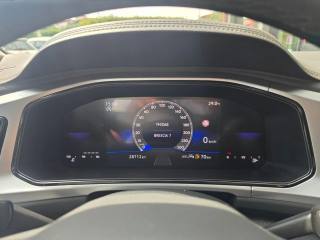 VOLKSWAGEN T-Roc usata, con Vivavoce