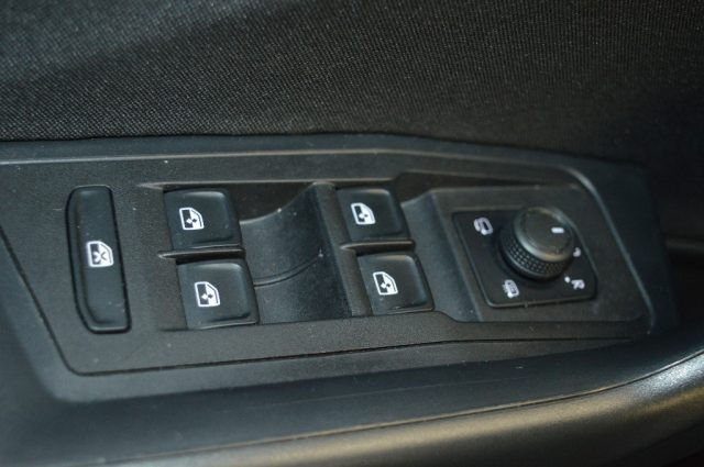 VOLKSWAGEN T-Roc usata, con Chiusura centralizzata telecomandata