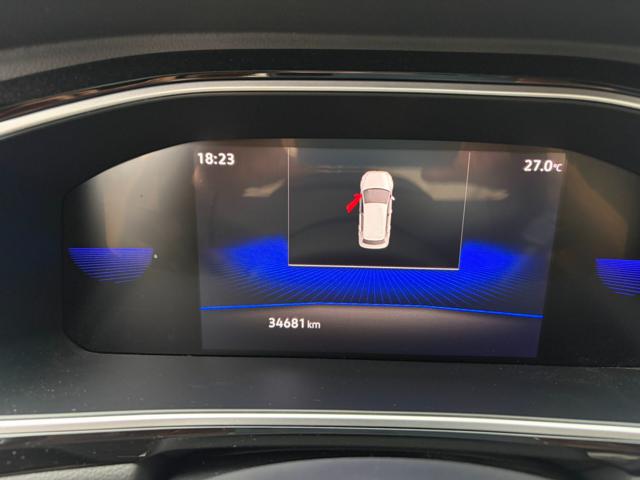 VOLKSWAGEN T-Roc usata, con Autoradio